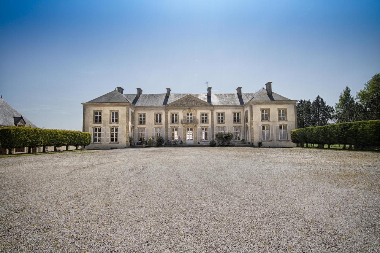 Hotel Du Chateau De Quinéville Exterior foto